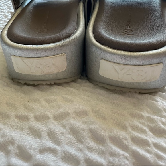 Adidas Y-3 Yohji Yamamoto Silver Unisex Slides Size Men’s 9 Women’s 10 - Picture 4 of 7